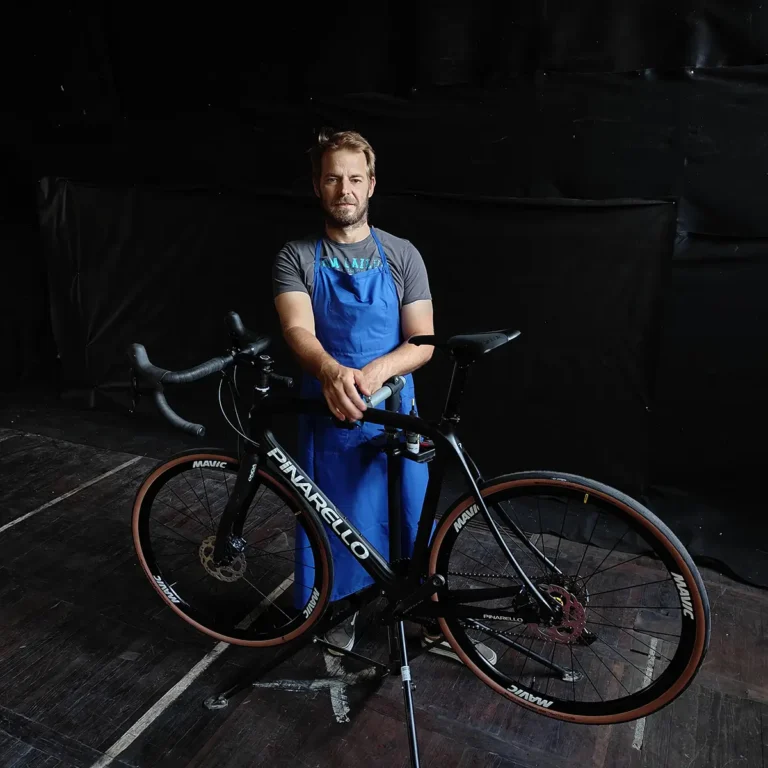 Premium Road Bike Rental – Customized & Delivered to Your Door